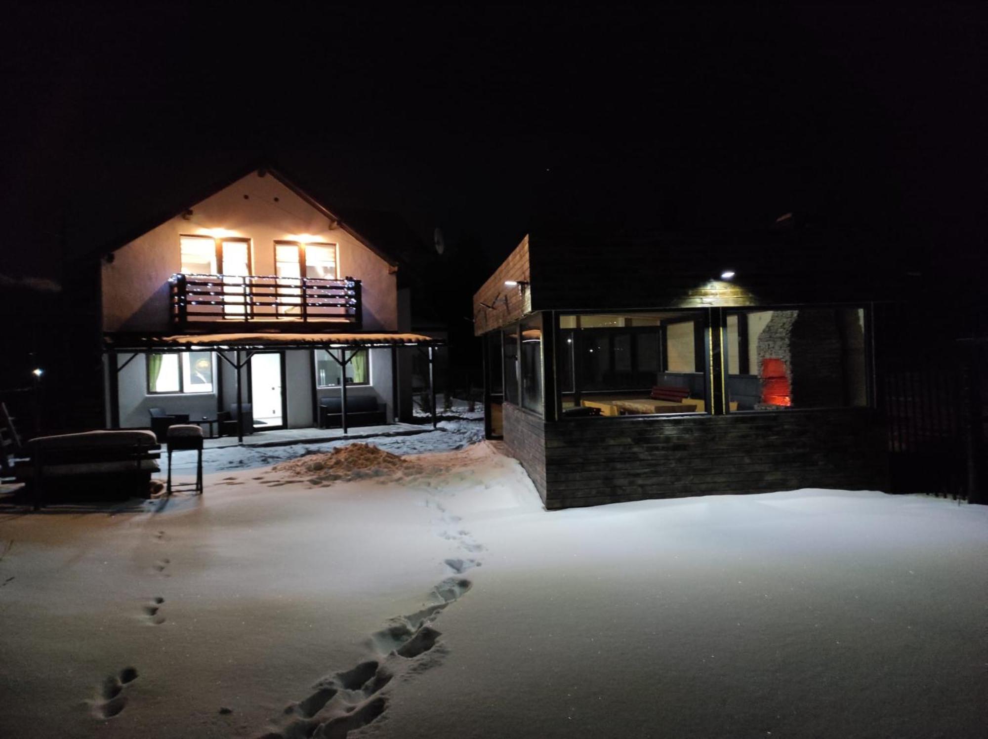 Vila Raisa Neagra Sarului Esterno foto