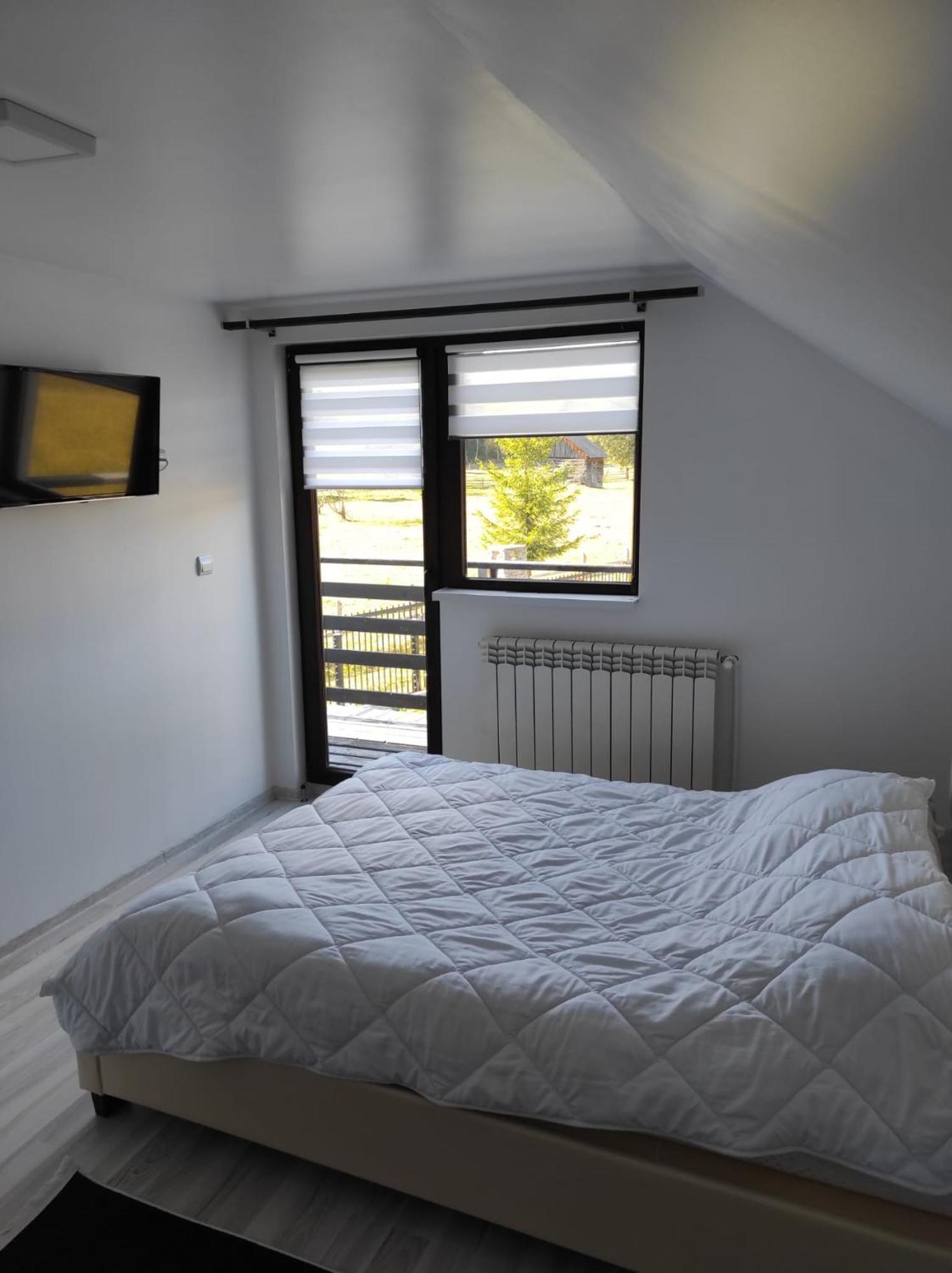 Vila Raisa Neagra Sarului Esterno foto